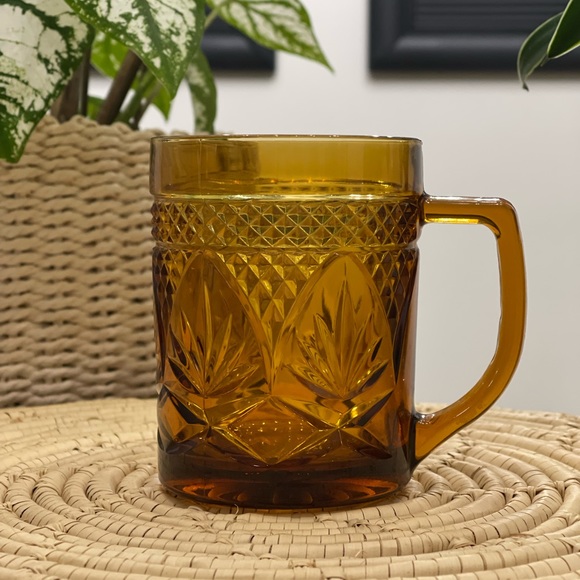 ✨Durand Cris D'Arques Antique Pattern Amber Coffee Mug✨ - Picture 2 of 6